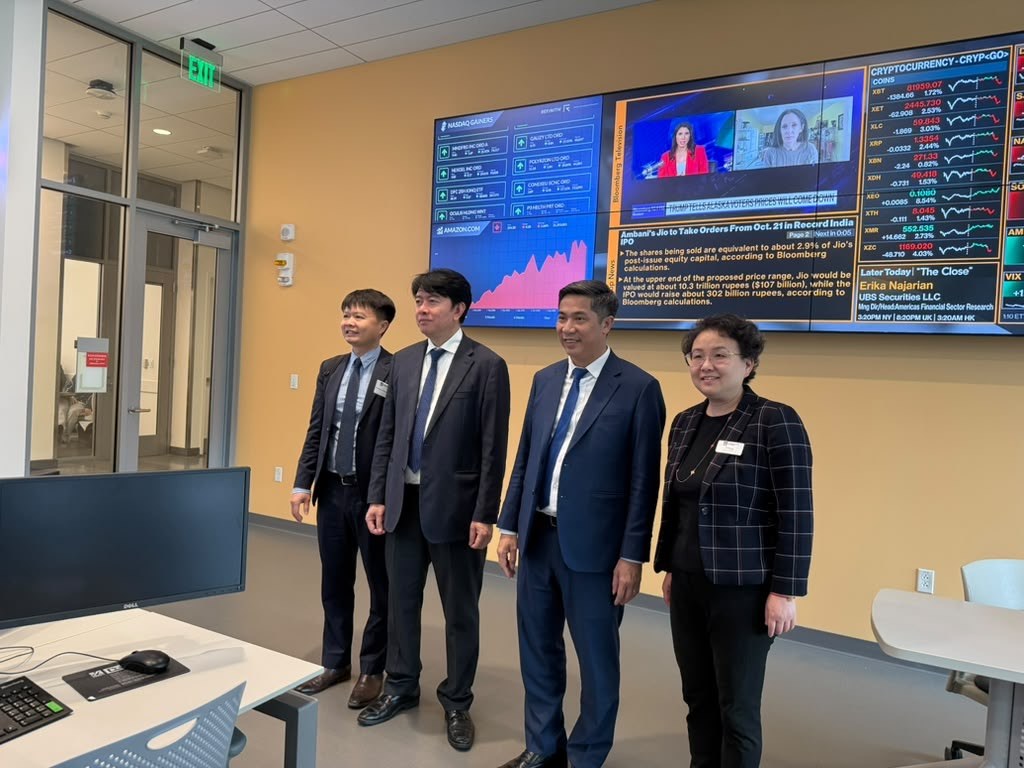 Exploring a university learning environment — October 2026 visit